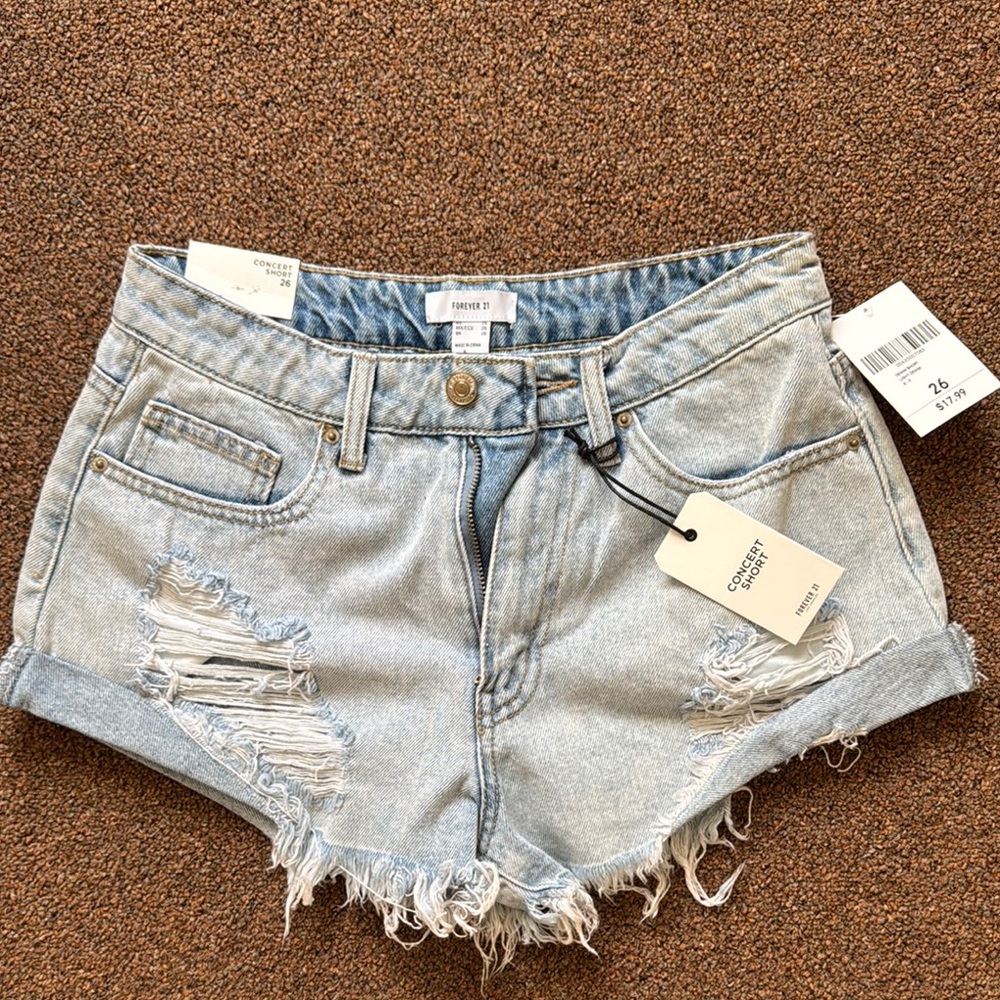 NWT Forever 21 Women's Light Blue Denim Shorts